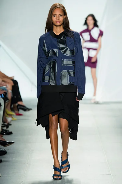 Look 8